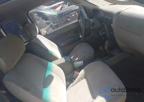 2003 Toyota Tacoma Xtracab z USA, uszkodzony, nr VIN 5TEWM72NX3Z195755